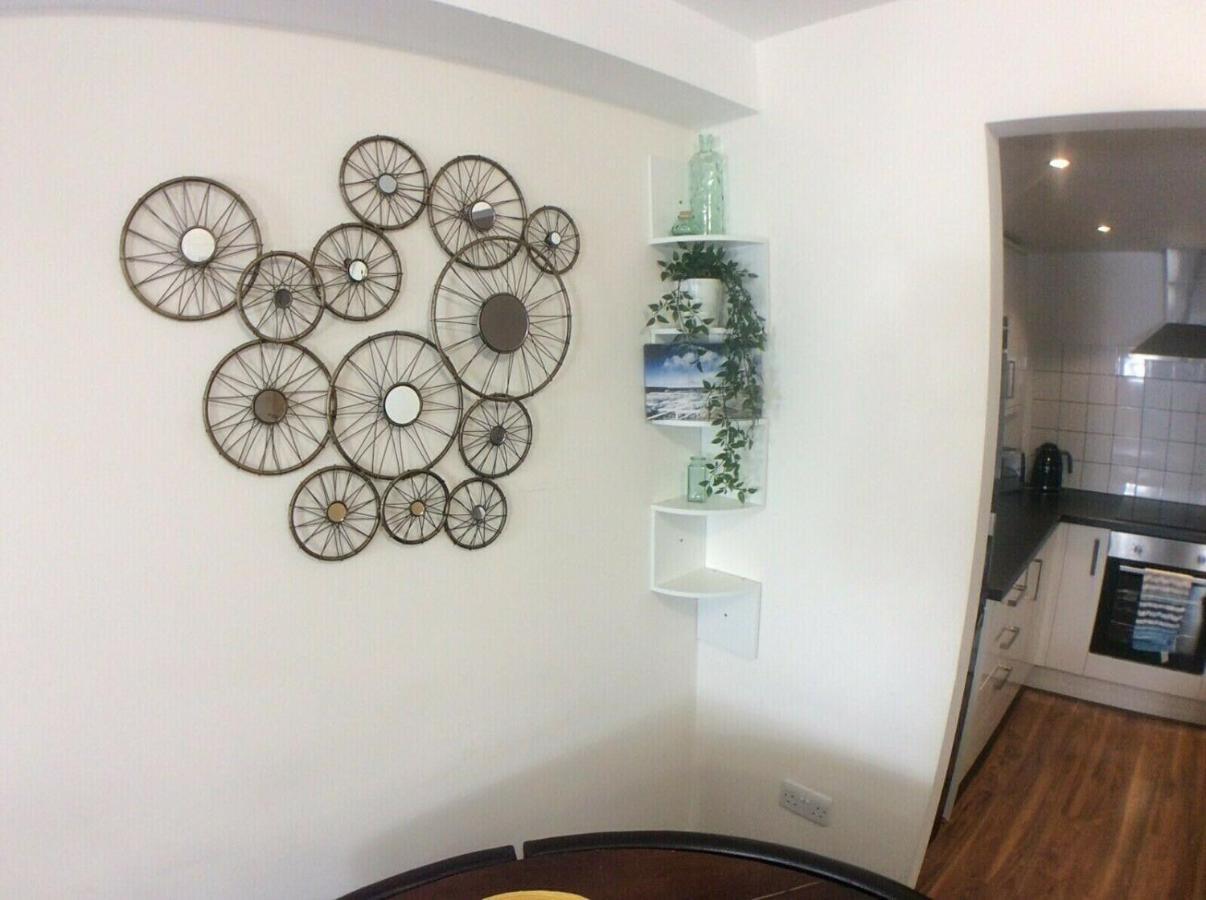 Igloo Viewpoint City Centre Stay & Free Parking Sheffield Bagian luar foto
